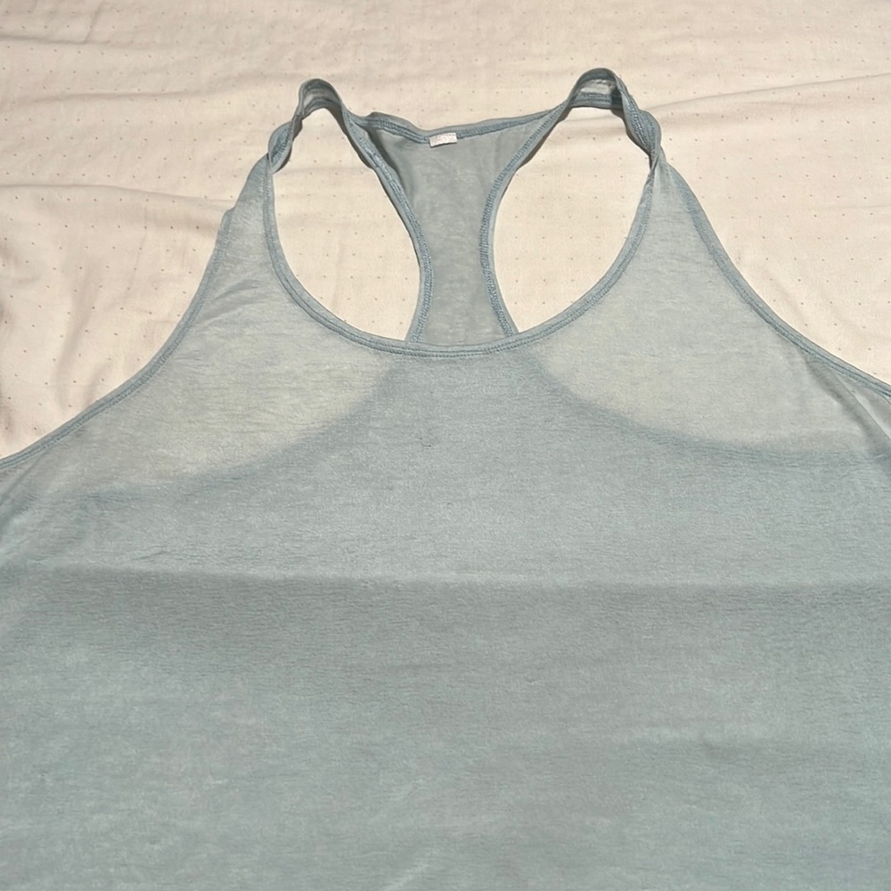 Alo yoga Shier tank tops